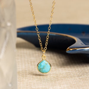 Collier en or avec pendentif goutte d&#39;eau turquoise - Anniversaire, cadeau de remise des diplômes, bijoux faits main pour femme, demoiselle d&#39;honneur, fille, remise des diplômes