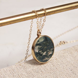 Moss agate round pendant necklace on 14k gold filled dainty chain / Moss jewelry / Unique jewelry gifts for her / Gold jewelry and pendants