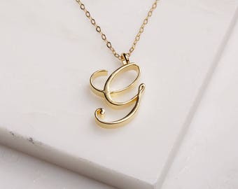 G Initial Necklace - Cursive "G" initial gold pendant - Personalized initial gold pendant for women / Gift for her / for mom / for wife /