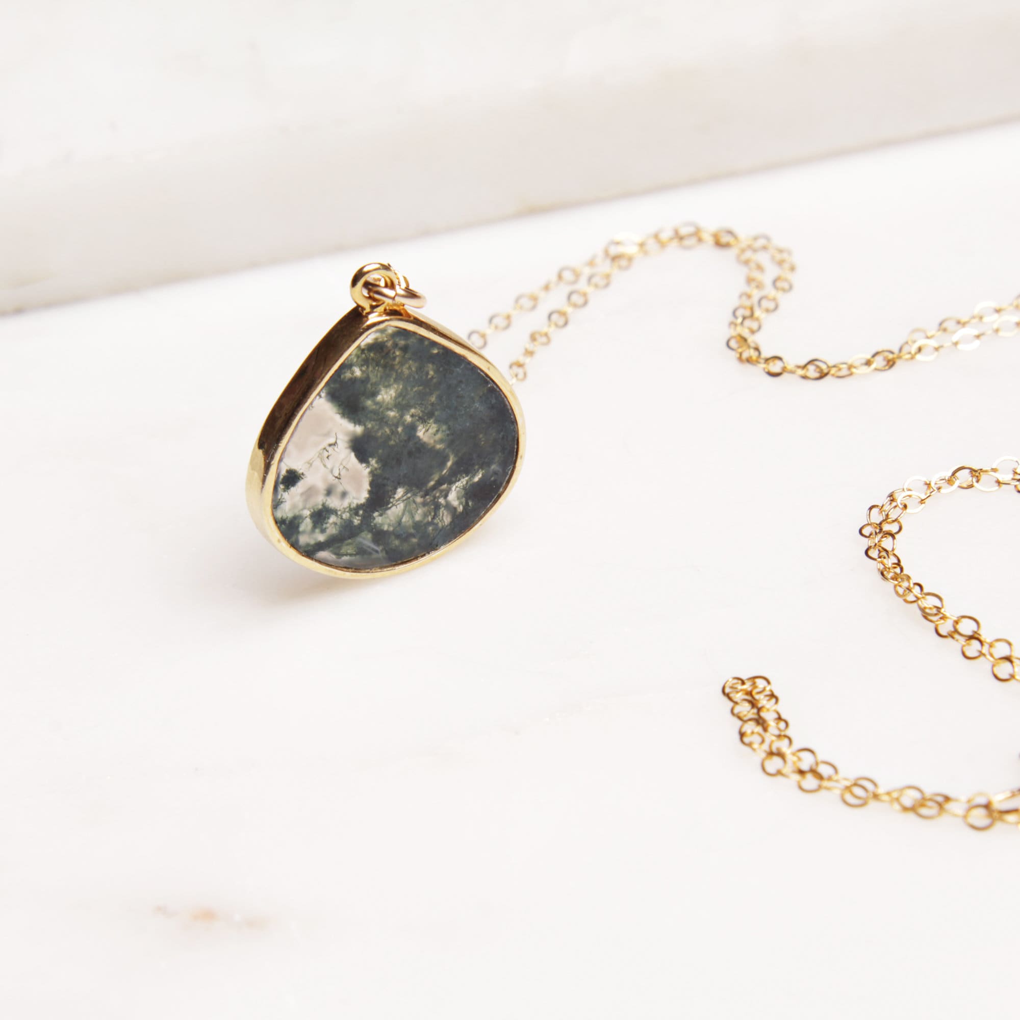 Moss agate drop pendant necklace on 14k gold filled dainty chain / Moss jewelry / Unique jewelry gifts for her / Gold jewelry and pendants