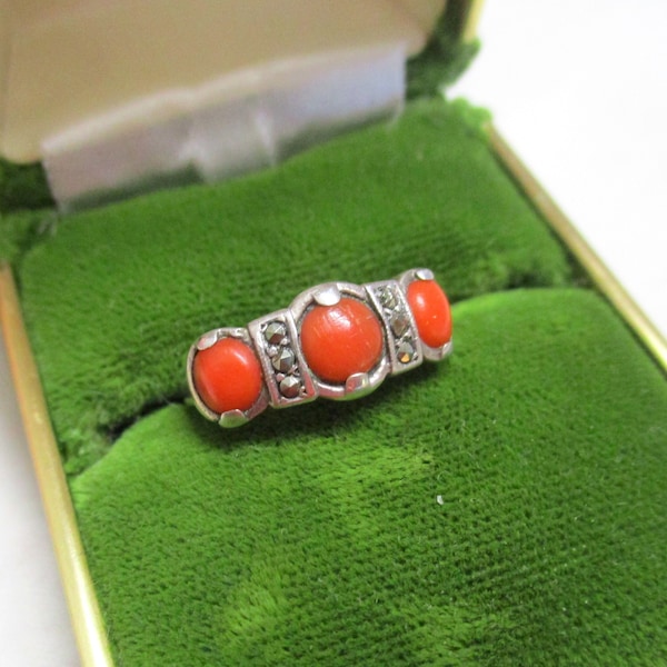 17.0 mm Dainty antique elegant coral ring silver 835 marcasites ring size 53