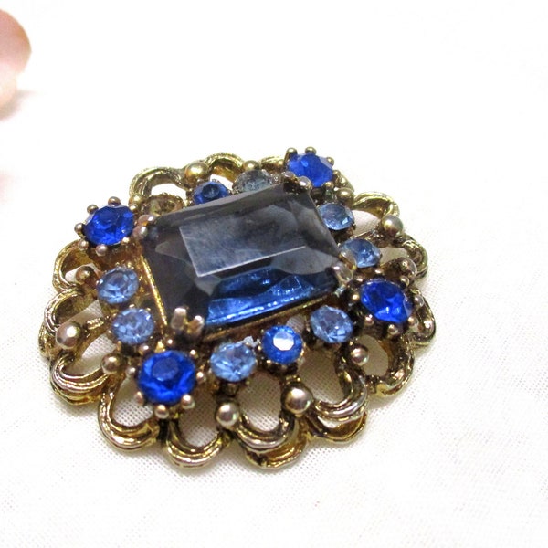 Beautiful noble large brooch gold Gablonz vintage brooch with blue stone rhinestone Gablonz jewelry