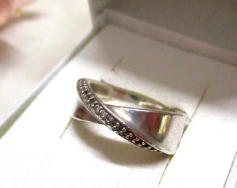 Massive unusual vintage silver ring ESPRIT with patina 16.8 mm 53 ladies ring silver ring 925