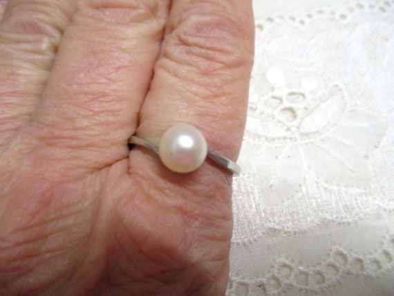 Eleganter Vintage Silberring mit faux Perle weiß … - image 5