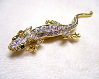 Cabouchon Salamander Lizard Beautiful brooch with Swarovski crystals, partially gold-plated