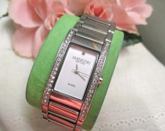 Nr 34 Elegancki zegarek damski Madison kwarcowy srebrny diamentowy zegarek ze strasem ze stali nierdzewnej zegarek na rękę ze strasem