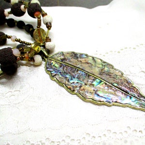 Vintage Statement Necklace Boho faux abalone a real eye-catcher 42 45 cm image 4