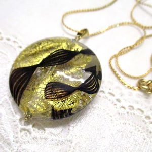 No 39 Beautiful large Murano glass pendant with gold plated silver necklace vintage black gold