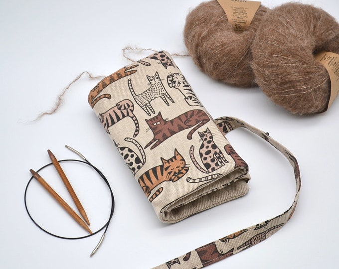 Organiseur d'aiguilles à tricoter interchangeable avec poche zippée Étui à aiguilles circulaire Rangement d'articles de tricot Cadeau pour tricoteurs Impression de chat