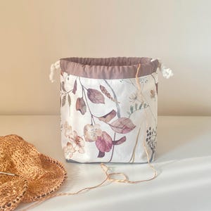 Dried flowers small drawstring project bag Knitting or crochet bag Yarn organizer Sac à projet Gift for knitter Sock tote image 1