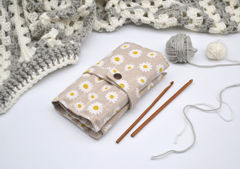 Chamomile Crochet hook roll up 13 Pockets for crochet hooks 6 Organizer with zipper notion pouch Hook case Daisy print Crocheters gift image 1