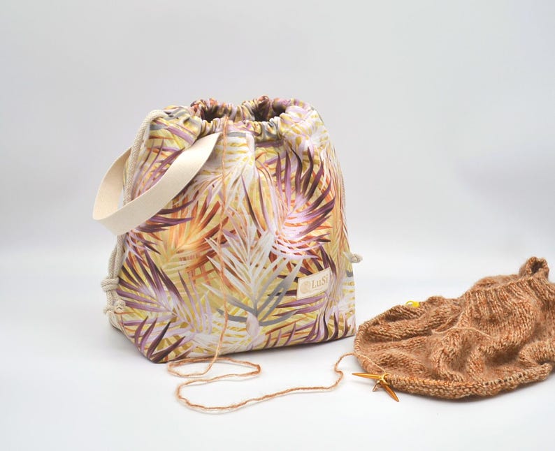 Large drawstring project bag for knitting or crochet Yarn organizer Knitters gift Sweater bag Knitting storage Strick Projekt Tasche image 2