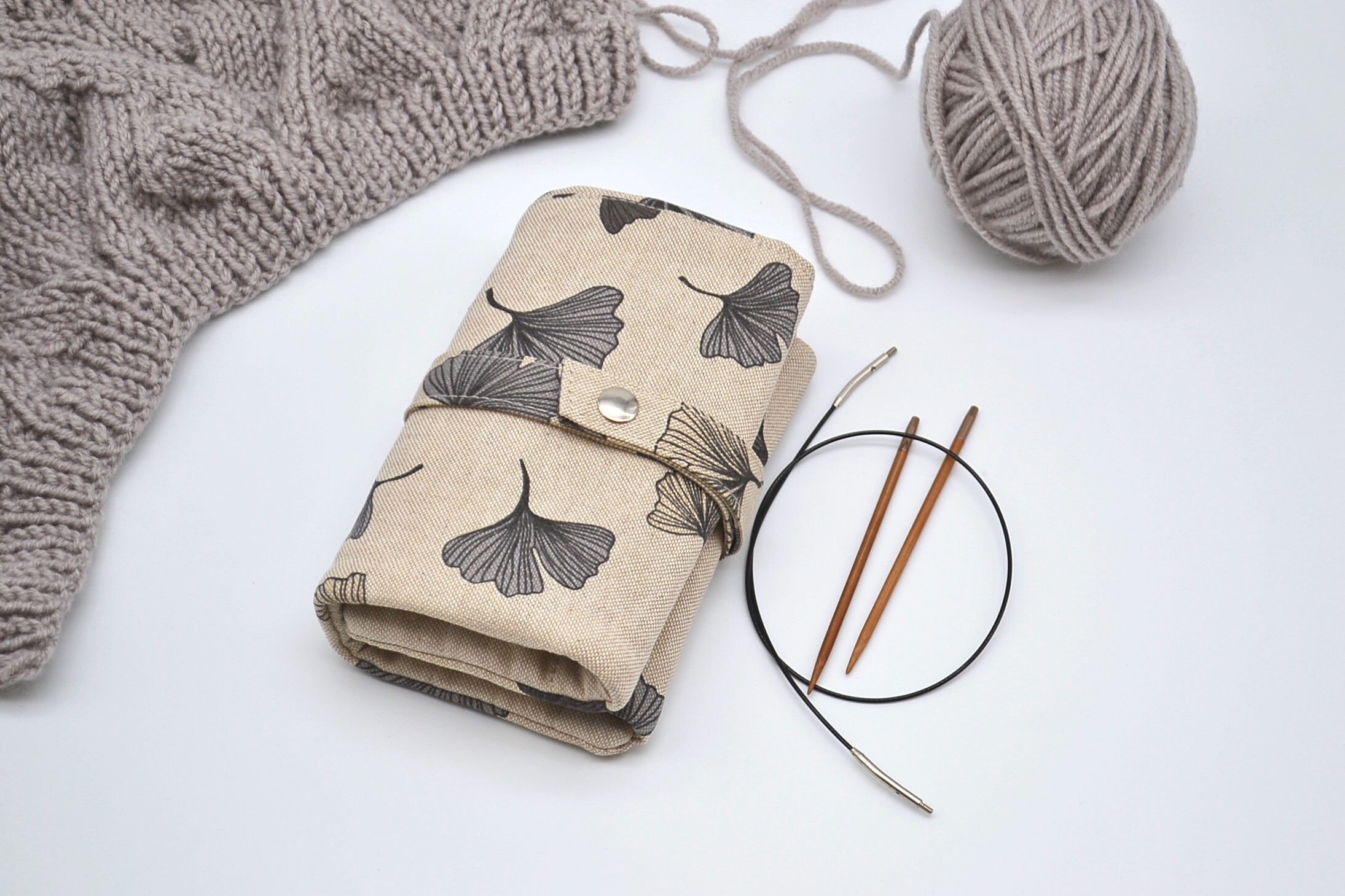 Sewing Needle Case Grand Mother Christmas Gift Leather Needle Organizer  Case Knitting Briefcase Crochet Needle Case 