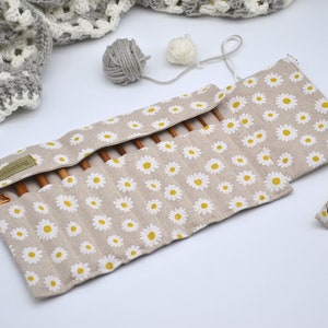 Chamomile Crochet hook roll up 13 Pockets for crochet hooks 6 Organizer with zipper notion pouch Hook case Daisy print Crocheters gift image 3