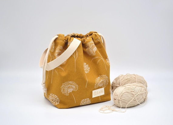 Knitting project bag Crochet storage Sac à projet Knit on the go Knitters gift Projekttasche Drawstring bag