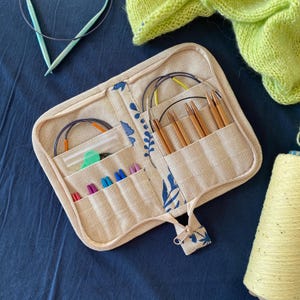 Blue flowers Zippered needle case Interchangeable knitting needle organizer Knitters storage for short interchangeable needles