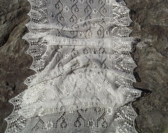 MADE TO ORDER. Hand knitted Haapsalu shawl "Field Bindweed ", traditional Estonian lace, 100% wool.