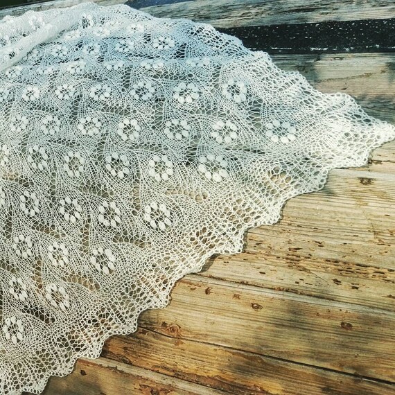 Made to Order. Hand Knitted Haapsalu Shawl 