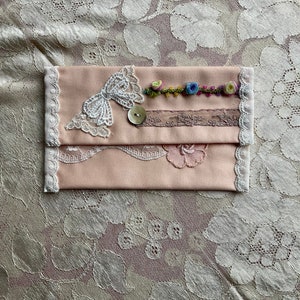 OOAK Pink Satin Baumwolle Geldbörse/Beutel mit Dekoration