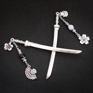 Japońskie spinki do włosów, składane wachlarze z kwiatami wiśni, krótkie spinki do włosów typu katana – pojedyncze lub w zestawie