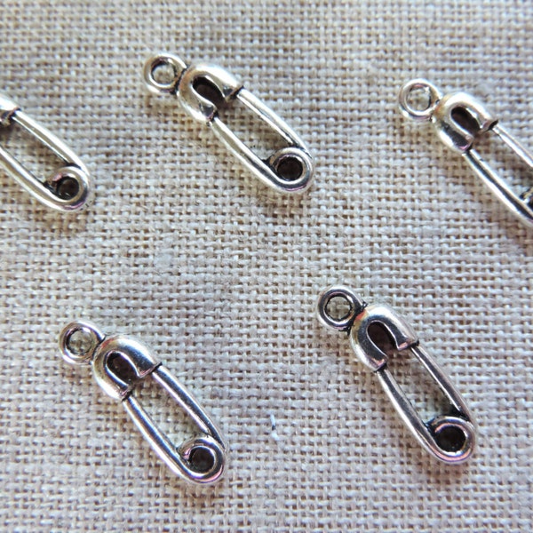 Diaper Pin Charms / Nappy Pin Charms x 5.  Tibetan Silver. UK Seller