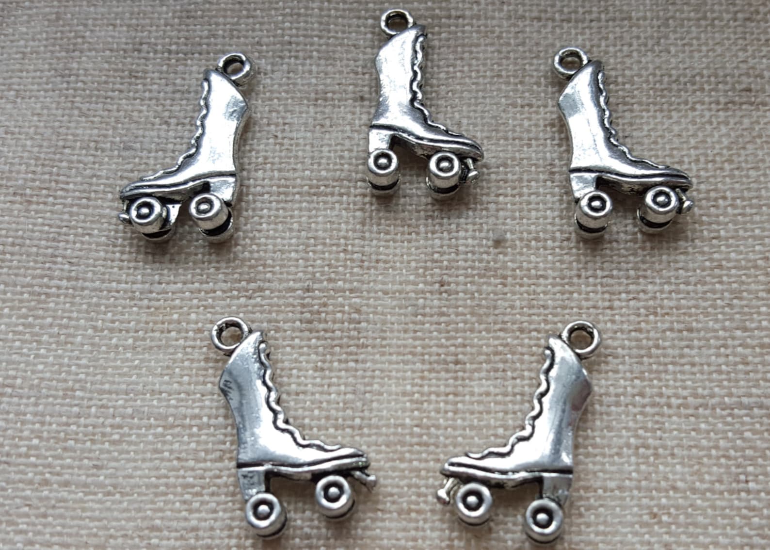 Roller Skate Charms X 5. Skate Charms. Roller Blade Charms. Etsy