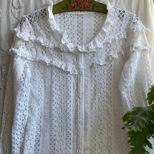 White lace prairie blouse long sleeve Victorian style ruffled blouse xsmall small