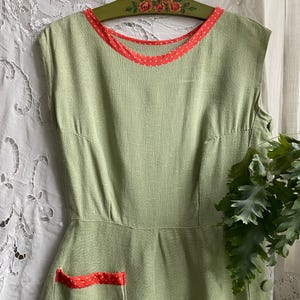Vintage 40s 50s dress light green linen sleeveless dress summer dress medium