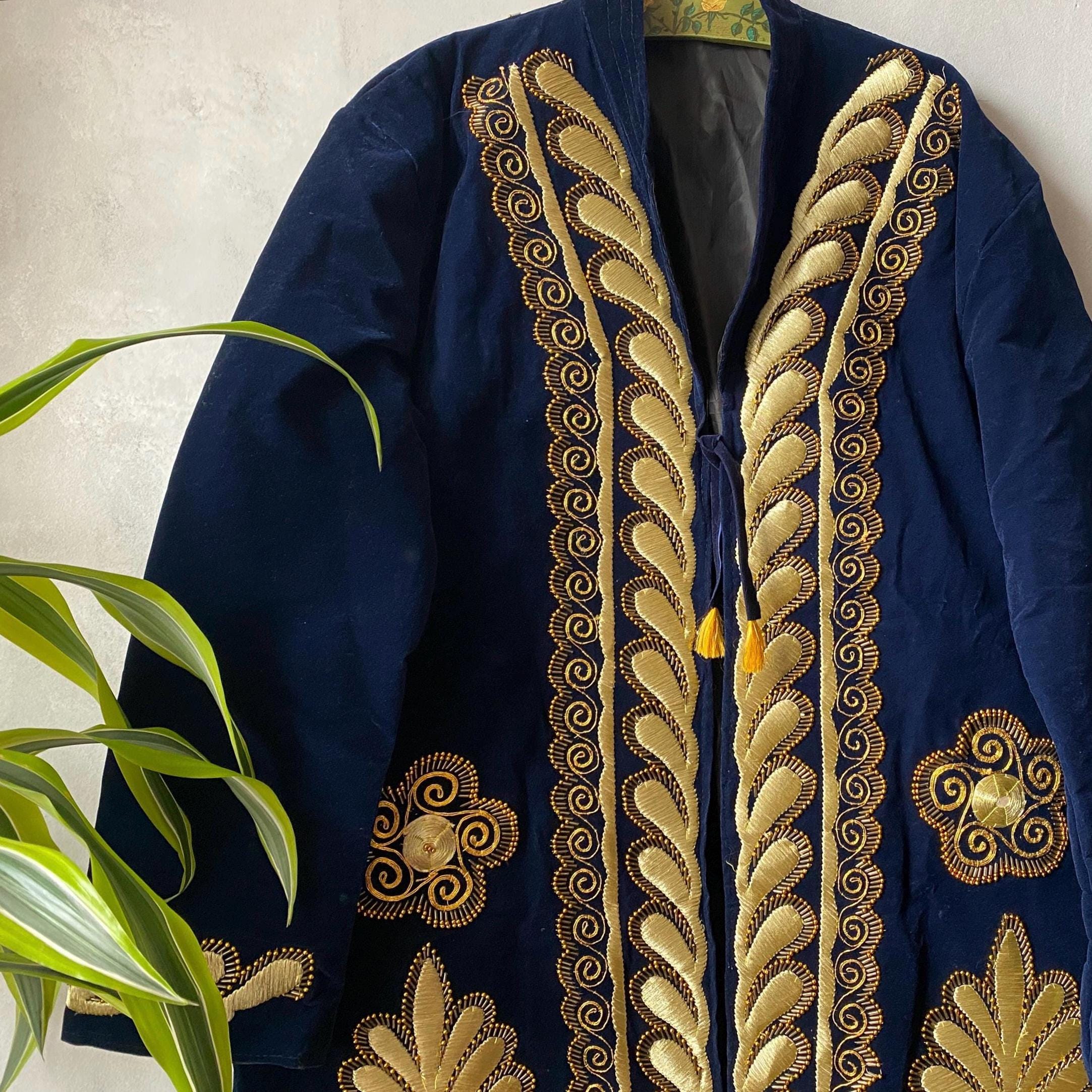 黒の金色刺繍カフタン Uzbek chapan - Etsy 日本