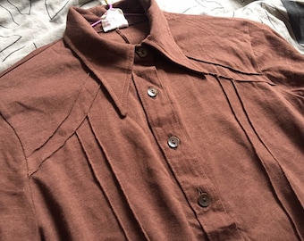 Chemise TGL Stockholm vintage en jersey marron des années 70 avec col poignard, chemise à manches longues Mod Go Go small