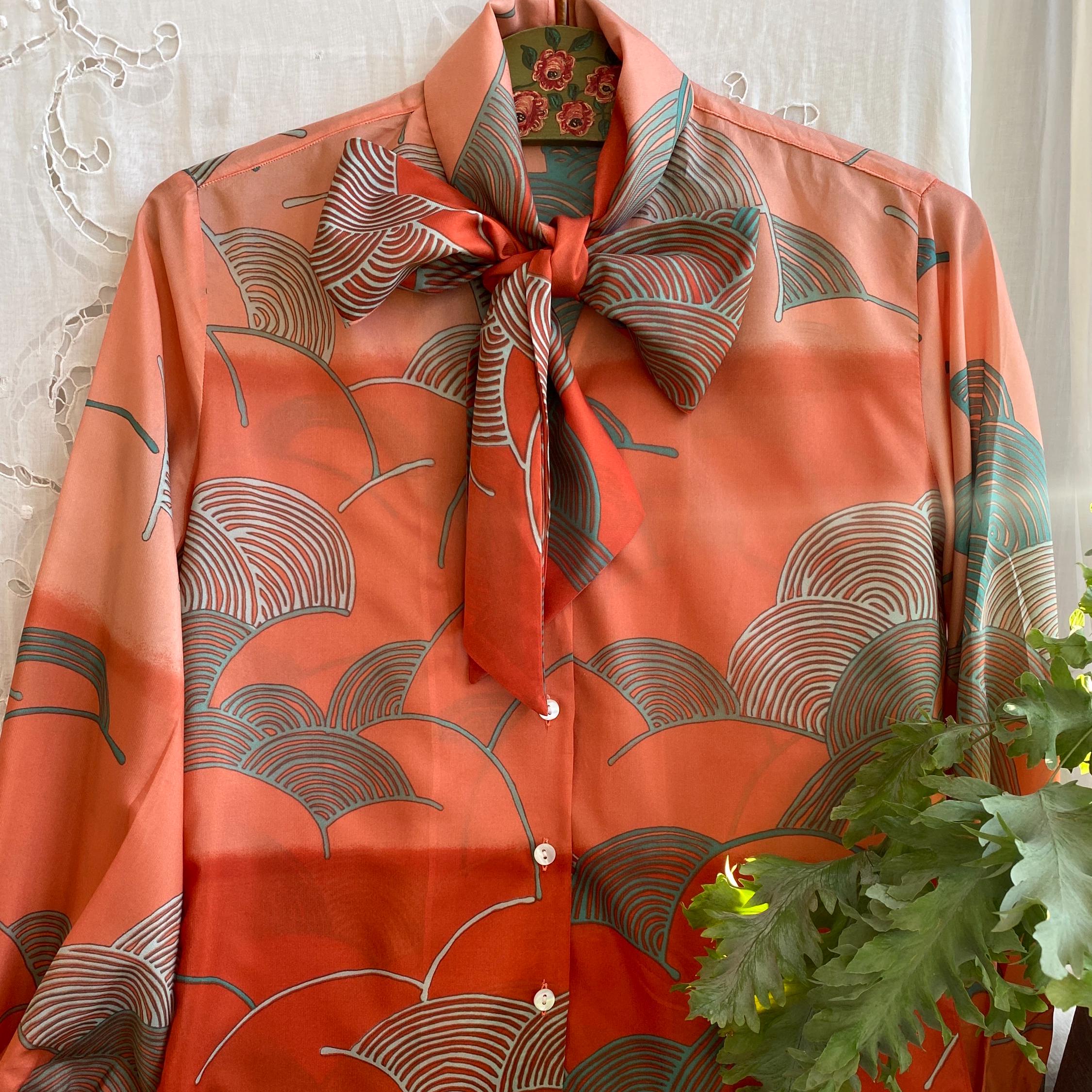 Max Aviland Paris Vintage 70s Japanese Wave Print Blouse