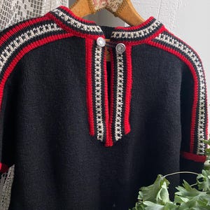Kawe Lapplandia 70s Vintage black knitted sweater black wool Nordic Sweden sweater with traditional pattern large xlarge
