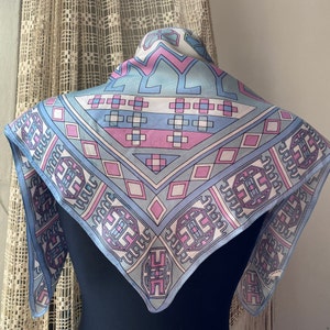 Vintage 70s neck scarf light blue and pink geometric print neck scarf
