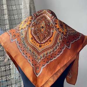 Vintage 70s 80s neck scarf golden brown paisley pink neck scarf