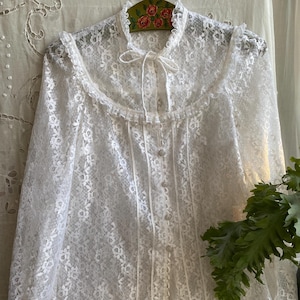 Vintage 70s white lace prairie blouse long sleeve bib blouse Victorian blouse xsmall small