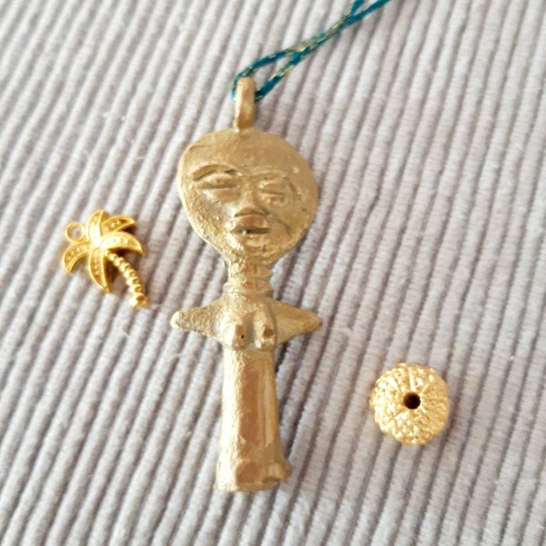 Talisman pendentif déesse de la  fécondité Ashanti..en direct d' Abidjan,Côte d'ivoire..pour les amoureuses de l'Afrique..toute une croyance