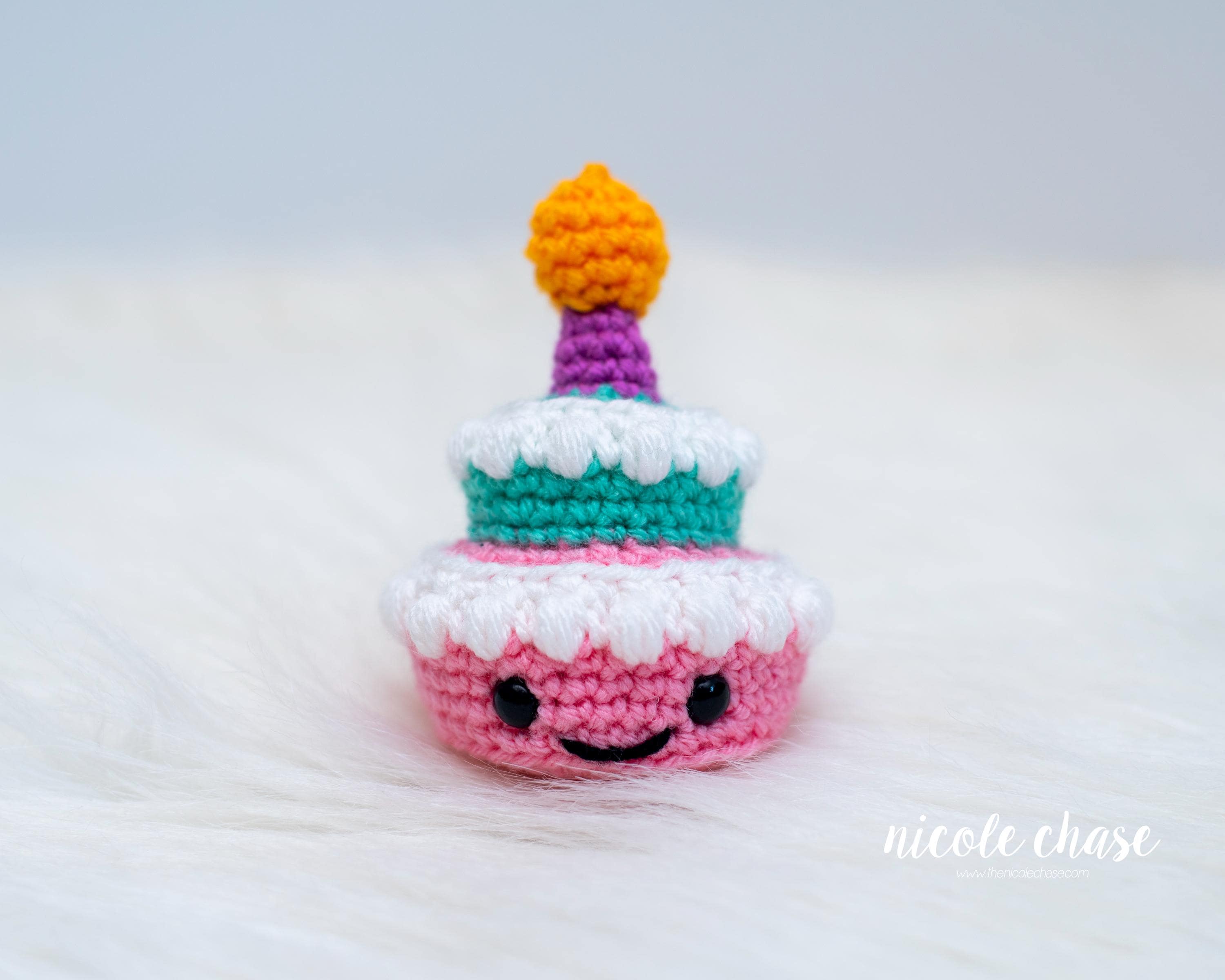 36 Crochet Birthday Gifts with Angels, Gnomes, Bouquets, and Keychains 17 Download Birthday Cake Crochet