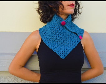 Chunky Button Crochet Scarf. Teal Blue Crochet Neckwarmer. Buttoned Crochet Cowl. Button Neck Warmer. Unisex Cowl Scarf. Winter Accessories