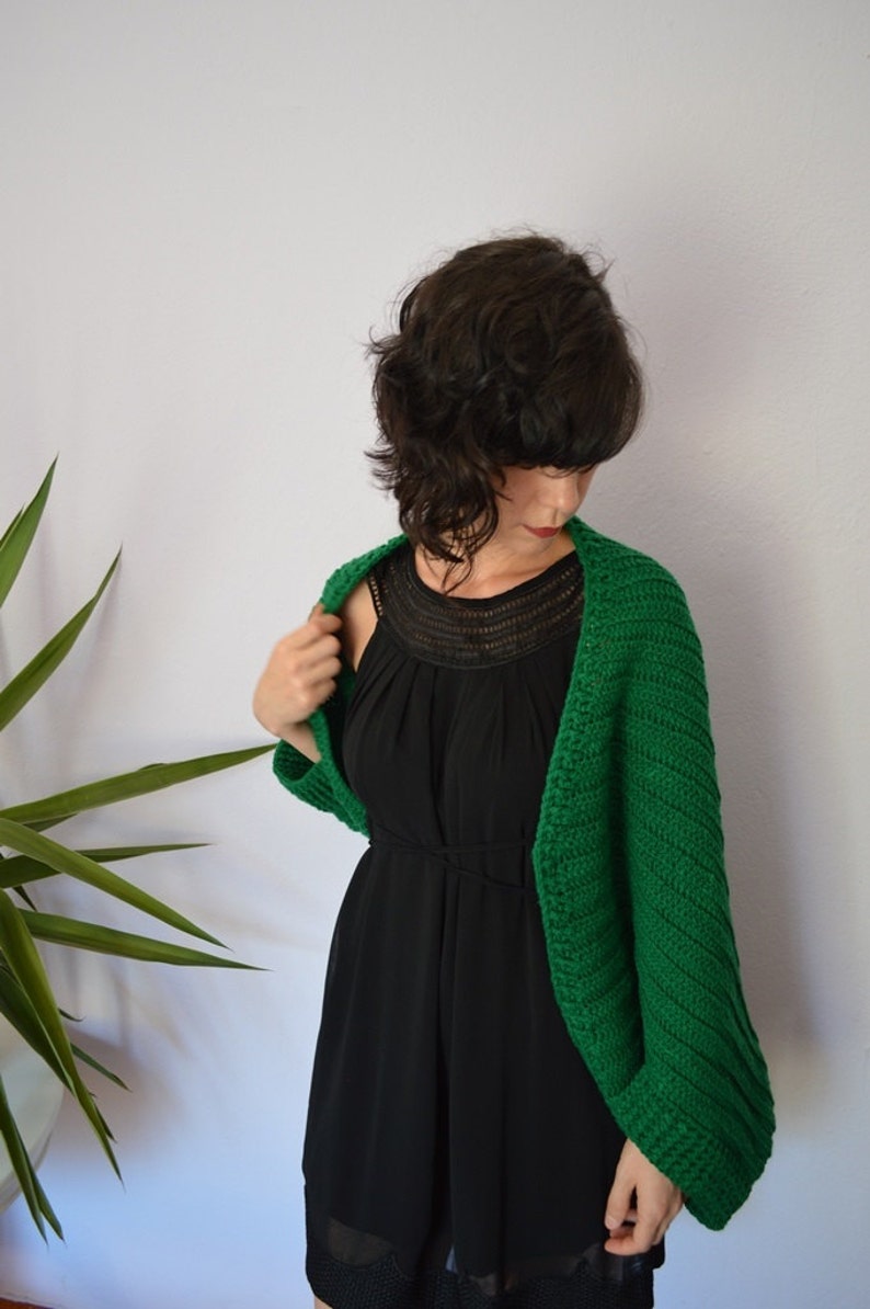 Crochet Cardigan Sweater. Plus Size Shrug Sweater. Green Crochet Bolero Shrug. Crochet Shrug Sweater. Oversize Bolero image 3