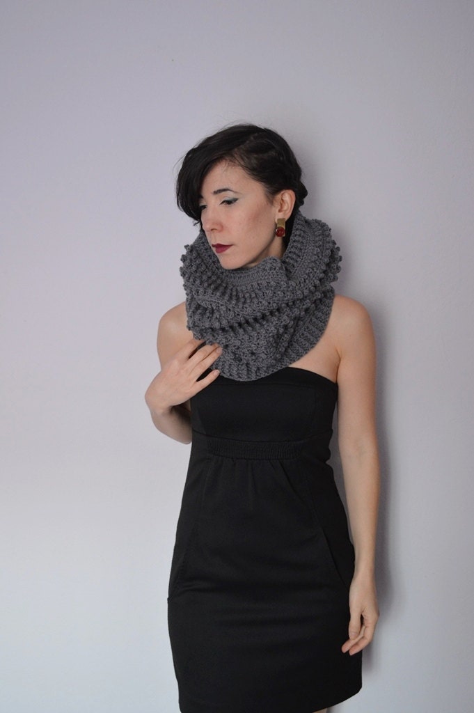 Chunky Gray Infinity Scarf, Wool Scarf Cowl, Snood Scarf, Chunky ...