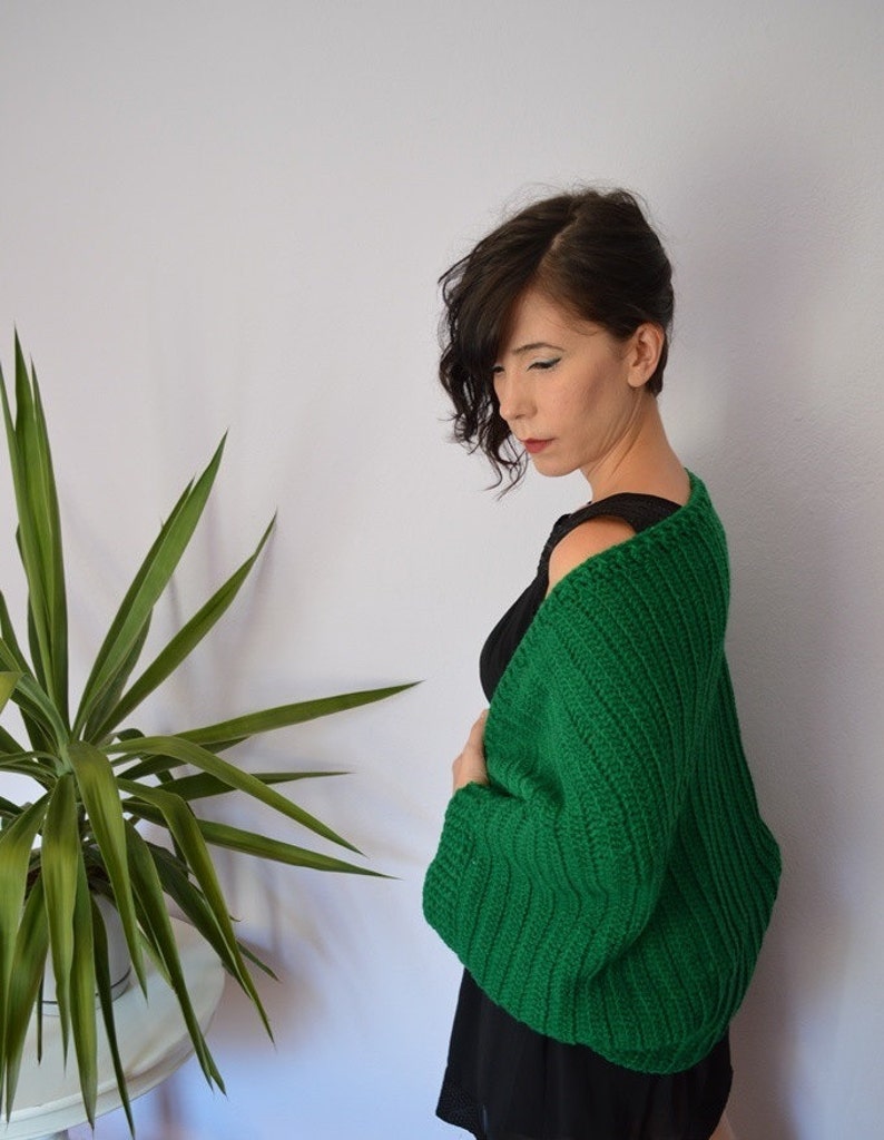 Crochet Cardigan Sweater. Plus Size Shrug Sweater. Green Crochet Bolero Shrug. Crochet Shrug Sweater. Oversize Bolero image 2