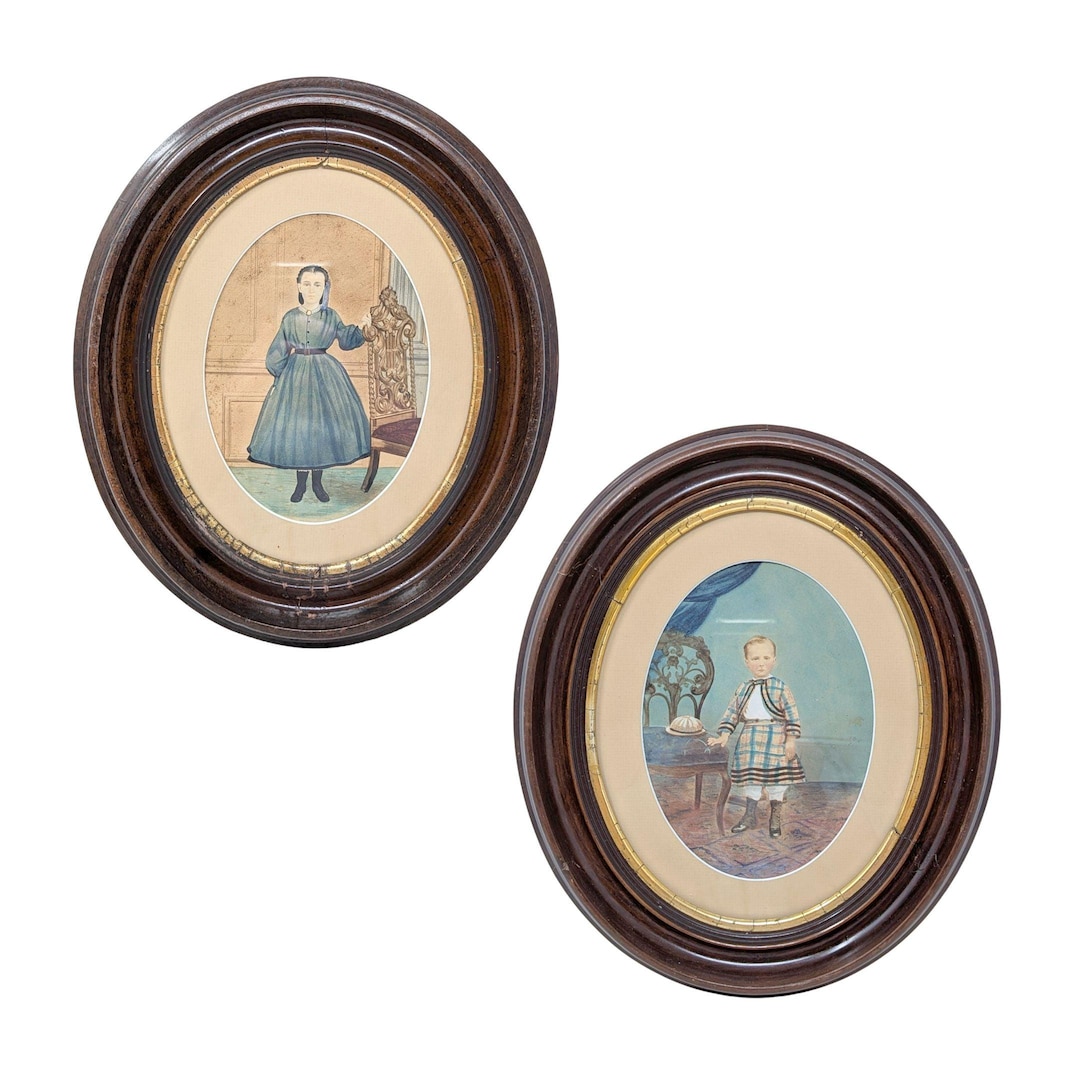 Pair of Antique Victorian Oval Wood Frames W/ Hand-colored Photos - Etsy