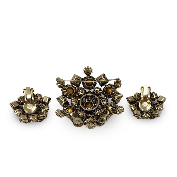 Vintage Rhinestone Clip-On Earrings & Brooch Set - image 3