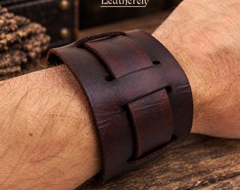 Handmade Vegetable-Tanned Leather Cuff Bracelet, Wide Wristband, Medieval Style (5cm)