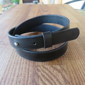 Black leather belt, Minimalist woman belt, Black leather waist belt, Minimal leather belt, Dress belt, Thin simple black belt