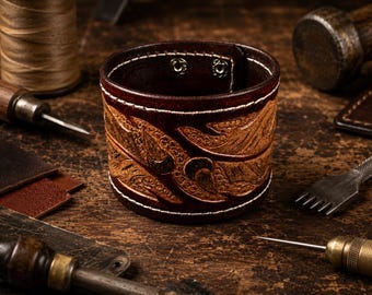 Oak Leaf Leather Bracelet | Handmade Tooled Leather Cuff | Celtic Woodland Bracelet | Viking Wristband | Rustic Nature Jewelry