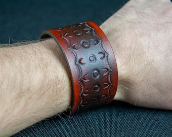 Tooled Leather Bracelet | Brown Leather Cuff | Vegetable Tanned Leather Wristband | Rustic Leather Bracelet | Artisan Leather Jewelry