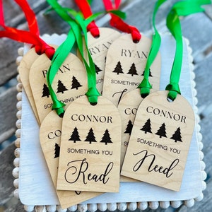 Aangepaste houten cadeautag, kersttag SVG, cadeautagbestand, gepersonaliseerd cadeau, lasergraveren, Glowforge, iets wat je nodig hebt, iets wat je wilt