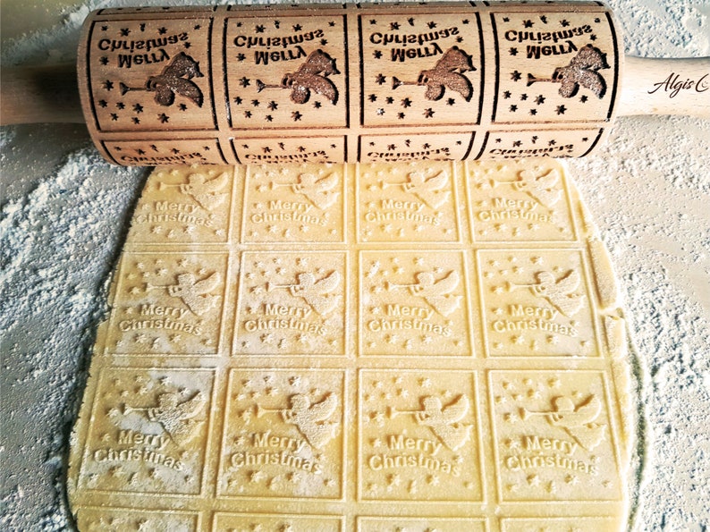 Christmas gingerbread cookies Christmas tree Embossing rolling pin with Christmas symbols FLYING ANGELS Rolling pin star snowflake