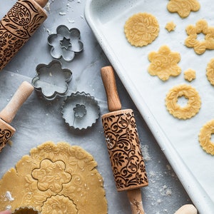 FLORET, 3 Kid Rolling pin SET. Wooden Laser Cut Mini Rolling Pins for cookies, play dough, salt dough or clay image 3